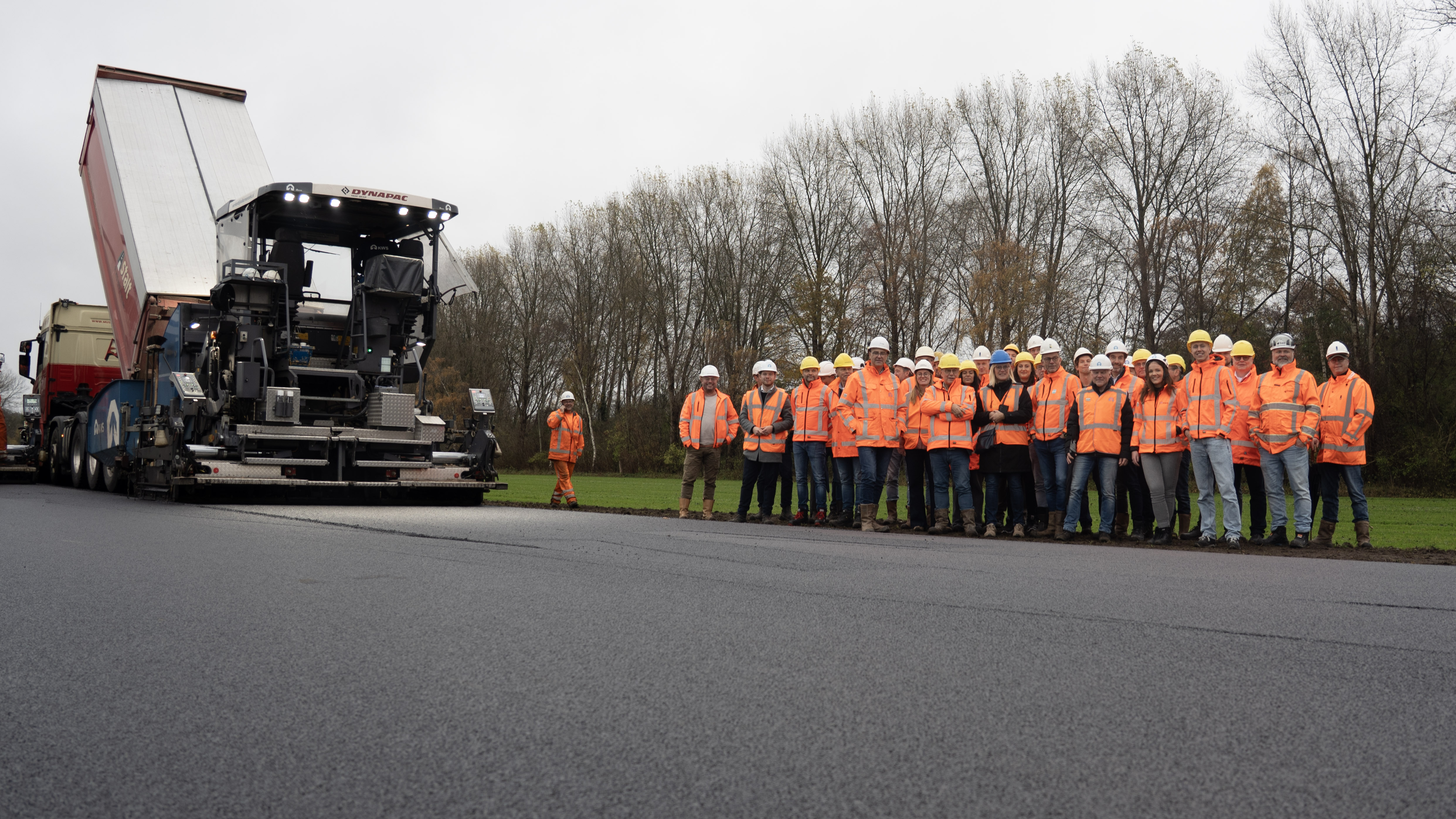Nieuwe CIRCUROAD mijlpaal: Provincie Drenthe doet proef met duurzaam asfalt op de N375 